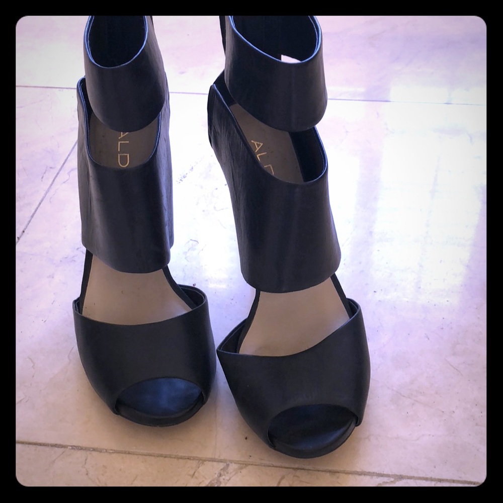 Day to night heels